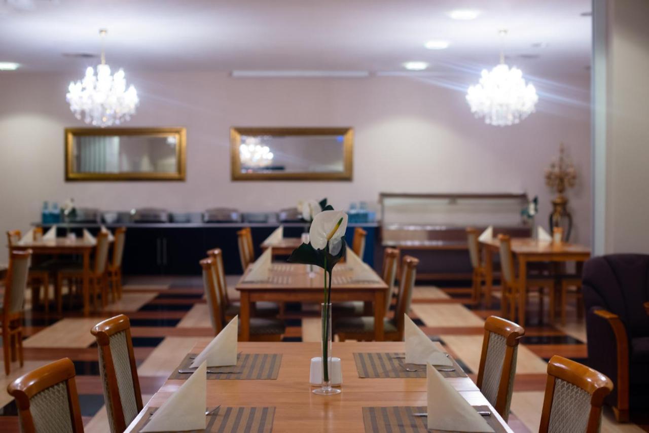 Ross Hotel Штутгарт Экстерьер фото